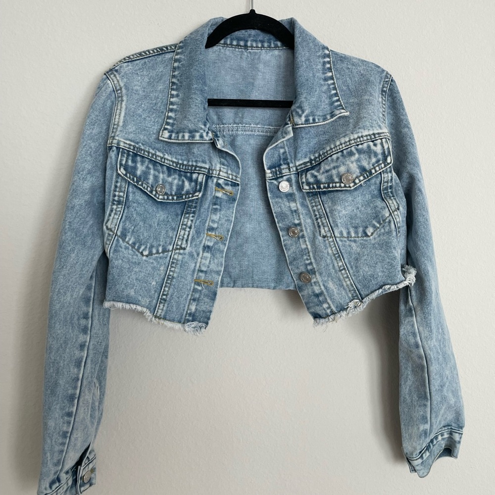 Cropped Raw Hem Denim Jacket